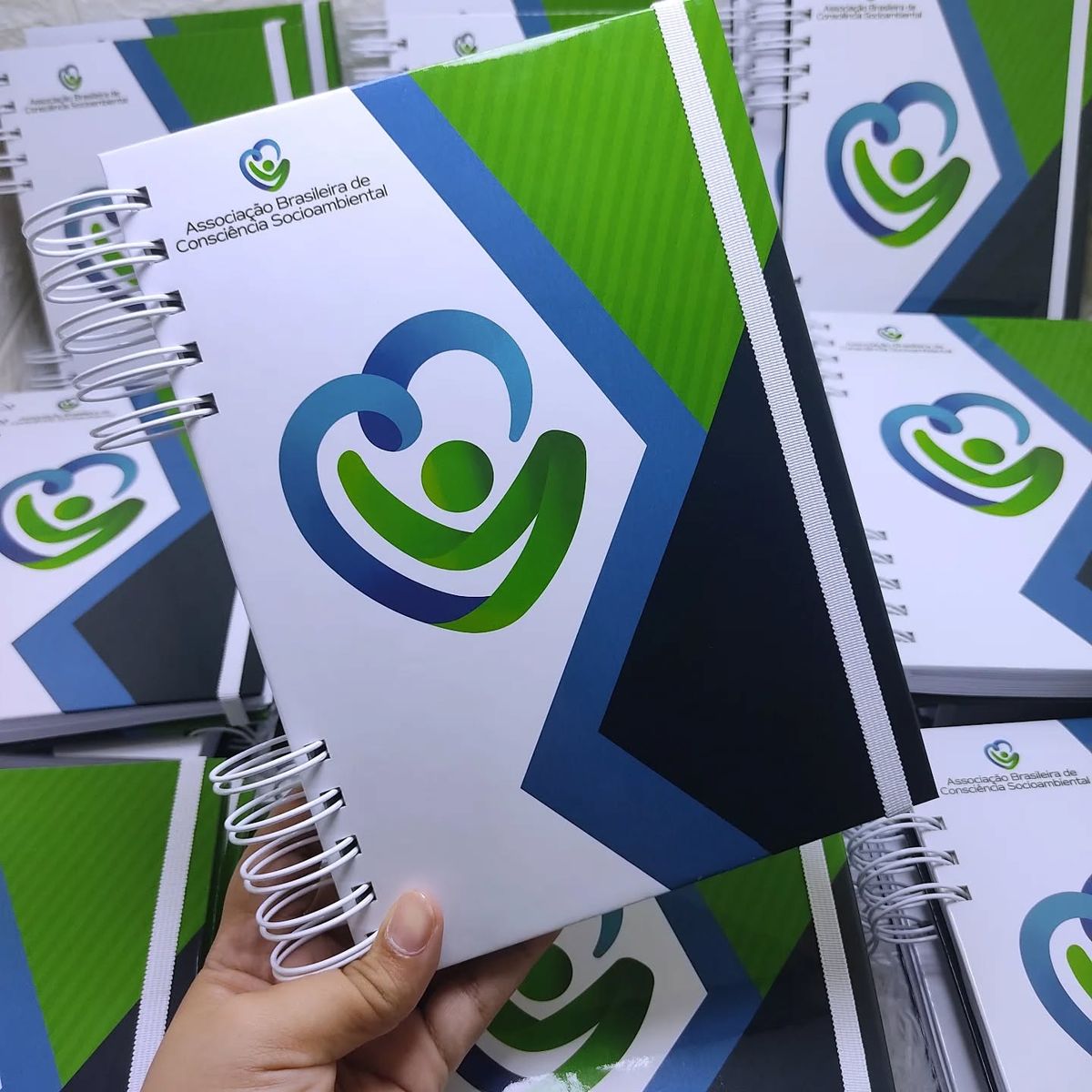 Urusan print kebutuhan sekolah anak? Ibu-ibunya biasanya repot!